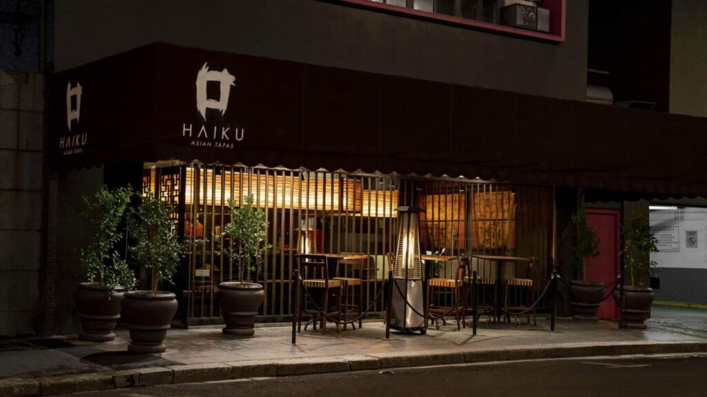 Haiku in Cape Town is a culinary sanctuary where the artistry of Asian-inspired tapas unfolds in a stylish and sophisticated setting